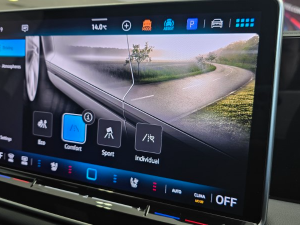 Volkswagen Tiguan 2.0TSI R-Line 4Motion - Image 22