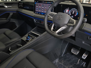 Volkswagen Tiguan 2.0TSI R-Line 4Motion - Image 35