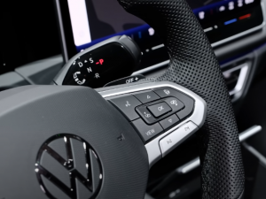 Volkswagen Tiguan 2.0TSI R-Line 4Motion - Image 6