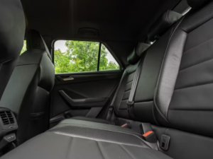 Volkswagen T-Roc 2.0TSI 4Motion R-Line - Image 19