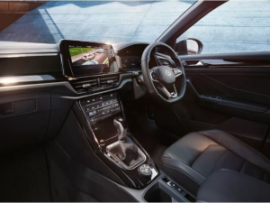 Volkswagen T-Roc 2.0TSI 4Motion R-Line - Image 6