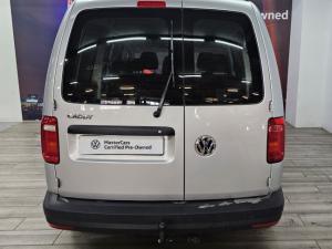 Volkswagen Caddy Maxi 2.0TDI crew bus - Image 14