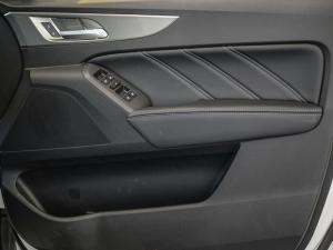 GWM P300 2.0T double cab SX auto - Image 10