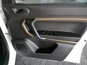 Renault Kiger 1.0 Turbo Zen - Image 15