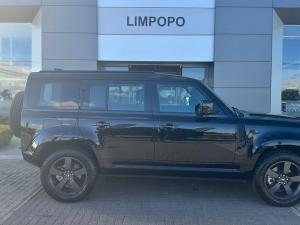 Land Rover Defender 110 D250 X-Dynamic SE - Image 4