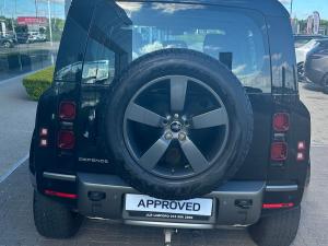 Land Rover Defender 110 D250 X-Dynamic SE - Image 7