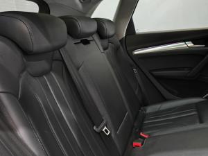 Audi Q5 40TDI quattro sport - Image 8