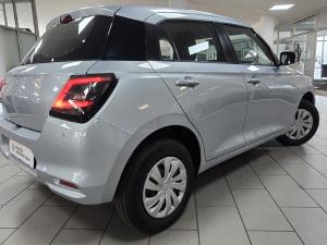 Suzuki Swift 1.2 GL - Image 15