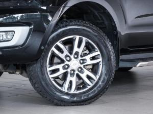 Ford Everest 2.0Bi-Turbo 4WD Limited - Image 4