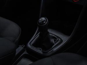 Volkswagen Polo Vivo hatch 1.4 Life - Image 14