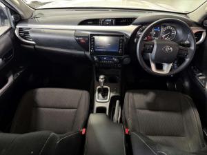 Toyota Hilux 2.8 GD-6 Raider 4X4 automaticD/C - Image 12