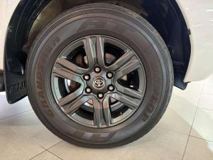 Toyota Hilux 2.8 GD-6 Raider 4X4 automaticD/C - Image 19