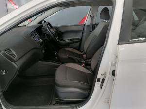 Hyundai i20 1.2 Motion - Image 17