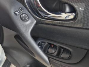 Nissan X-Trail 1.6dCi 4x4 LE - Image 10