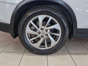 Nissan X-Trail 1.6dCi 4x4 LE - Image 8