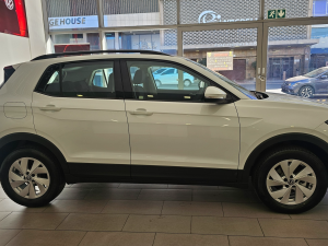 Volkswagen T-Cross 1.0TSI Life - Image 12