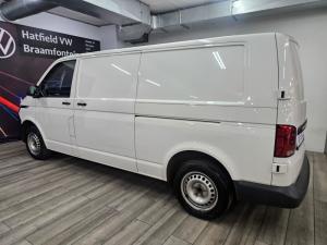Volkswagen Transporter 2.0TDI panel van LWB manual - Image 10