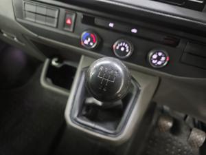 Volkswagen Transporter 2.0TDI panel van LWB manual - Image 7