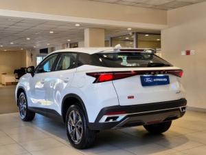 Omoda C5 1.5T 230T Street + - Image 3