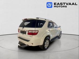 Toyota Fortuner 3.0D-4D 4x4 - Image 7