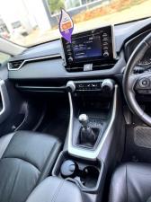 Toyota RAV4 2.0 GX - Image 19