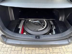 Toyota RAV4 2.0 GX - Image 20