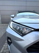 Toyota RAV4 2.0 GX - Image 9