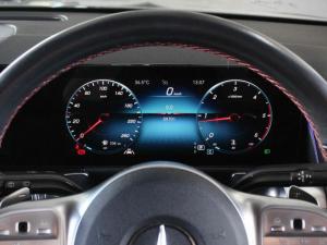 Mercedes-Benz GLB GLB220d 4Matic AMG Line - Image 13
