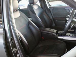 Mercedes-Benz GLB GLB220d 4Matic AMG Line - Image 16