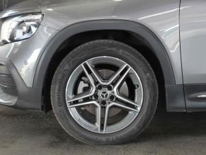 Mercedes-Benz GLB GLB220d 4Matic AMG Line - Image 4
