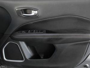 Jeep Compass 1.4T Longitude auto - Image 15