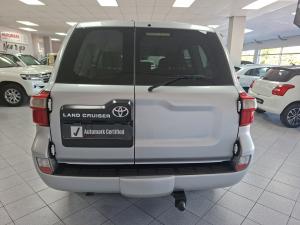 Toyota Land Cruiser 200 4.5D-4D V8 GX - Image 5