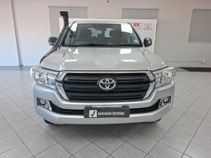 Toyota Land Cruiser 200 4.5D-4D V8 GX - Image 4