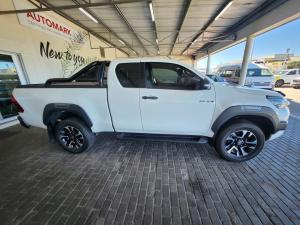 Toyota Hilux 2.8GD-6 Xtra cab Legend auto - Image 3