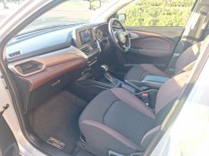 Toyota Starlet Cross 1.5 XS auto - Image 7