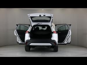 Toyota Corolla Cross 1.8 Hybrid XR - Image 24