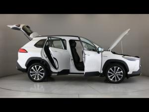 Toyota Corolla Cross 1.8 Hybrid XR - Image 30