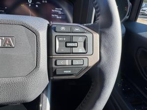 Toyota Land Cruiser Prado 2.8GD VX-R - Image 10