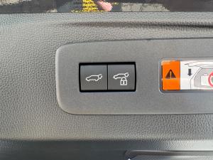 Toyota Land Cruiser Prado 2.8GD VX-R - Image 25