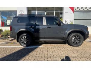 Toyota Land Cruiser Prado 2.8GD VX-R - Image 3