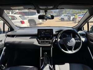 Toyota Corolla Cross 1.8 Hybrid XS - Image 6