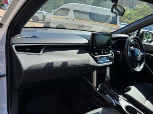 Toyota Corolla Cross 1.8 Hybrid XS - Image 7