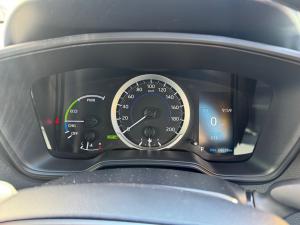 Toyota Corolla Cross 1.8 Hybrid XS - Image 11