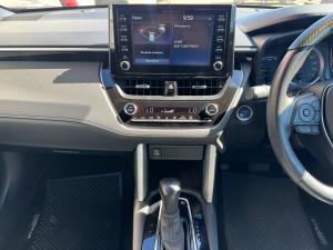 Toyota Corolla Cross 1.8 Hybrid XS - Image 13