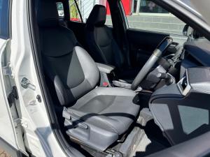 Toyota Corolla Cross 1.8 Hybrid XS - Image 15