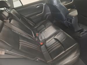 Toyota RAV4 2.0 GX - Image 15