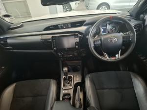 Toyota Hilux 2.8 GD-6 GR-S 4X4 automaticD/C - Image 6