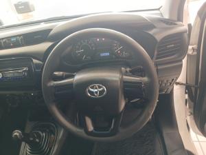 Toyota Hilux 2.0 VvtiP/U Single Cab - Image 8