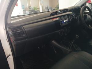 Toyota Hilux 2.0 VvtiP/U Single Cab - Image 12