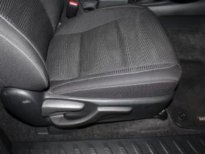 Toyota Hilux 2.4 GD-6 RB RaiderE/CAB - Image 16